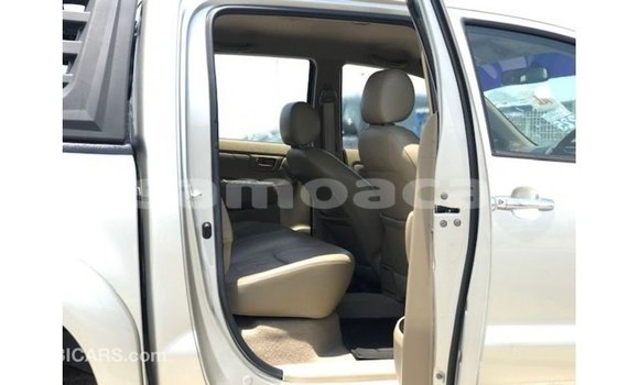 Buy Import Toyota Hilux Other Car in Import - Dubai in A'ana Buy Import Toyota Hilux Other Car in Import - Dubai in A'ana