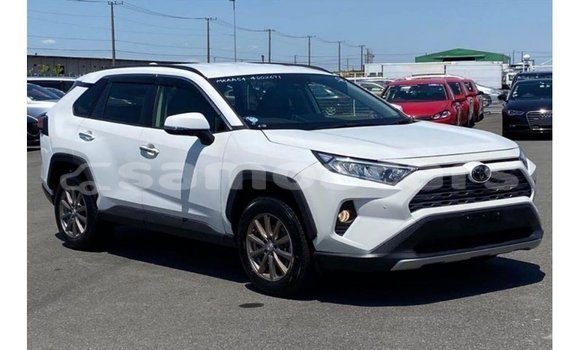 Buy Import Toyota 4Runner White Car in Import - Dubai in A'ana Buy Import Toyota 4Runner White Car in Import - Dubai in A'ana