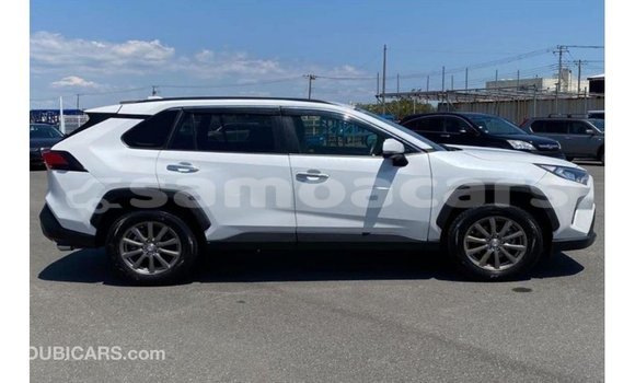 Buy Import Toyota 4Runner White Car in Import - Dubai in A'ana Buy Import Toyota 4Runner White Car in Import - Dubai in A'ana