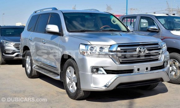 Acheter Import Voiture Toyota Land Cruiser Autre à Import - Dubai, A'ana Acheter Import Voiture Toyota Land Cruiser Autre à Import - Dubai, A'ana
