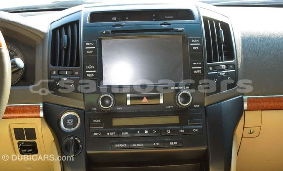 Acheter Import Voiture Toyota Land Cruiser Autre à Import - Dubai, A'ana Acheter Import Voiture Toyota Land Cruiser Autre à Import - Dubai, A'ana