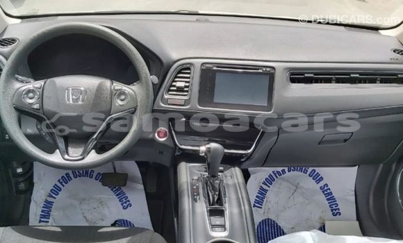 Acheter Import Voiture Honda HRV Blanc à Import - Dubai, A'ana Acheter Import Voiture Honda HRV Blanc à Import - Dubai, A'ana