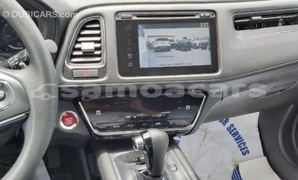 Acheter Import Voiture Honda HRV Blanc à Import - Dubai, A'ana Acheter Import Voiture Honda HRV Blanc à Import - Dubai, A'ana