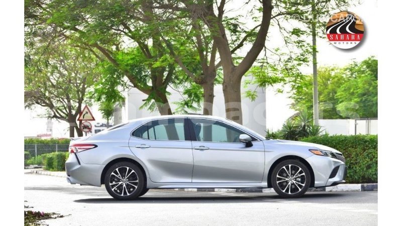 Big with watermark toyota camry a ana import dubai 4416