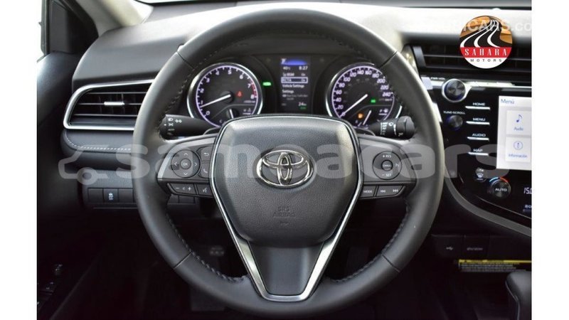 Big with watermark toyota camry a ana import dubai 4416