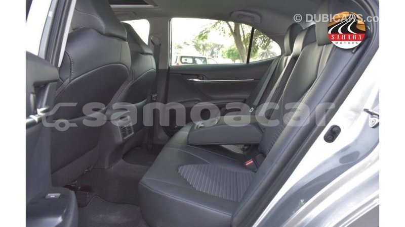 Big with watermark toyota camry a ana import dubai 4416