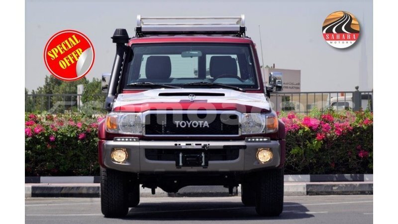 Big with watermark toyota land cruiser a ana import dubai 4417