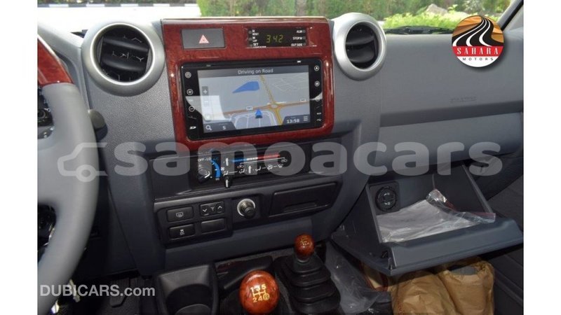 Big with watermark toyota land cruiser a ana import dubai 4417