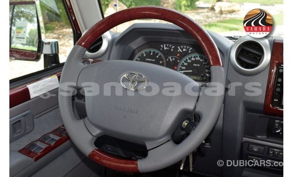 Buy Import Toyota Land Cruiser Red Car in Import - Dubai in A'ana Buy Import Toyota Land Cruiser Red Car in Import - Dubai in A'ana