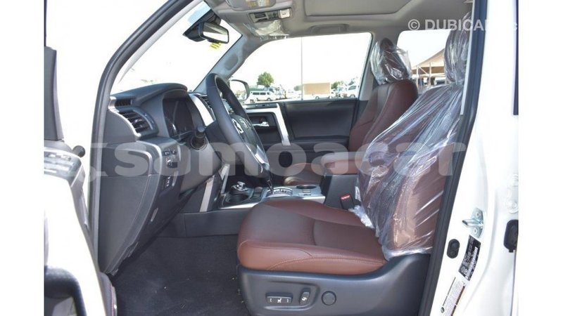 Big with watermark toyota 4runner a ana import dubai 4419