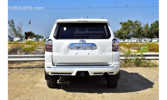 Buy Import Toyota 4Runner White Car in Import - Dubai in A'ana Buy Import Toyota 4Runner White Car in Import - Dubai in A'ana