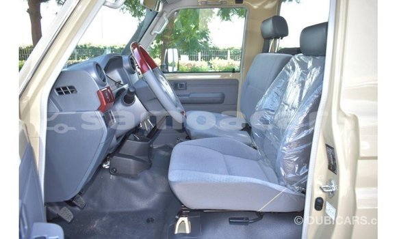 Buy Import Toyota Land Cruiser Beige Car in Import - Dubai in A'ana Buy Import Toyota Land Cruiser Beige Car in Import - Dubai in A'ana