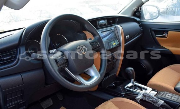 Buy Import Toyota Fortuner White Car in Import - Dubai in A'ana Buy Import Toyota Fortuner White Car in Import - Dubai in A'ana