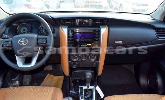 Buy Import Toyota Fortuner White Car in Import - Dubai in A'ana Buy Import Toyota Fortuner White Car in Import - Dubai in A'ana