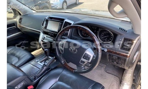 Buy Import Toyota Land Cruiser Black Car in Import - Dubai in A'ana Buy Import Toyota Land Cruiser Black Car in Import - Dubai in A'ana