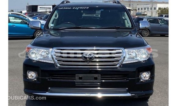 Buy Import Toyota Land Cruiser Black Car in Import - Dubai in A'ana Buy Import Toyota Land Cruiser Black Car in Import - Dubai in A'ana