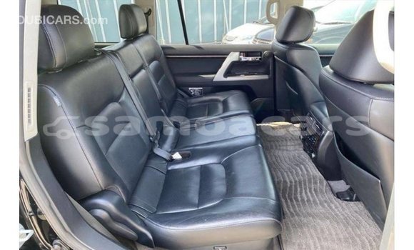 Buy Import Toyota Land Cruiser Black Car in Import - Dubai in A'ana Buy Import Toyota Land Cruiser Black Car in Import - Dubai in A'ana