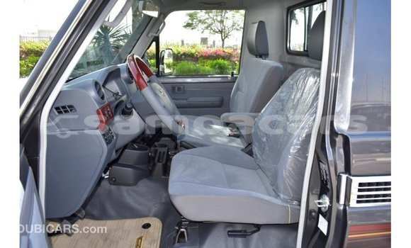 Acheter Import Voiture Toyota Land Cruiser Autre à Import - Dubai, A'ana Acheter Import Voiture Toyota Land Cruiser Autre à Import - Dubai, A'ana