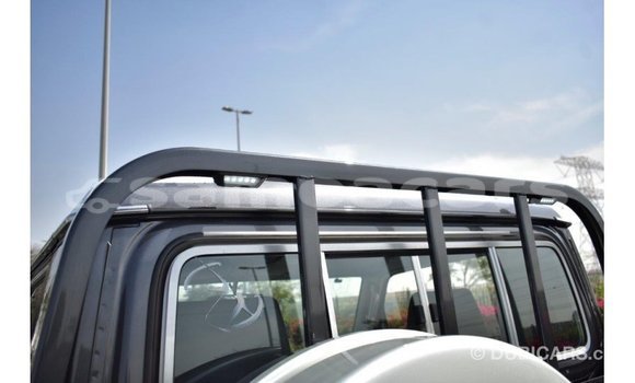 Acheter Import Voiture Toyota Land Cruiser Autre à Import - Dubai, A'ana Acheter Import Voiture Toyota Land Cruiser Autre à Import - Dubai, A'ana