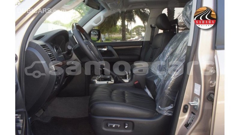 Big with watermark toyota land cruiser a ana import dubai 4426