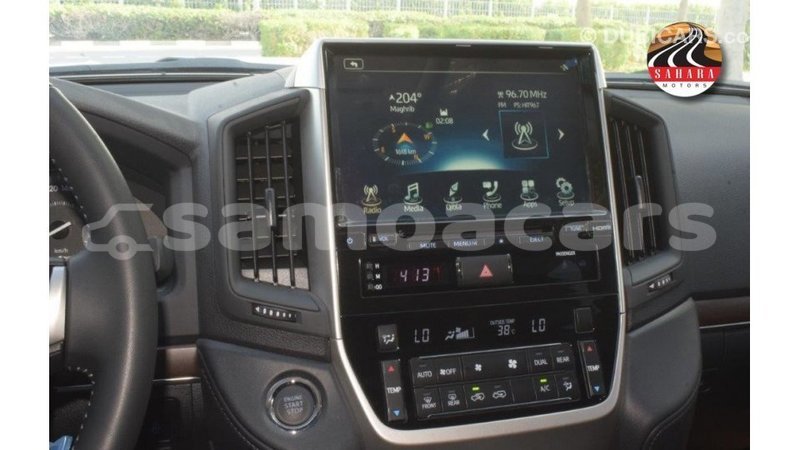 Big with watermark toyota land cruiser a ana import dubai 4426