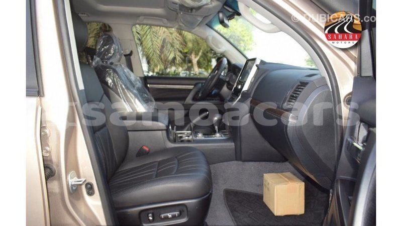 Big with watermark toyota land cruiser a ana import dubai 4426