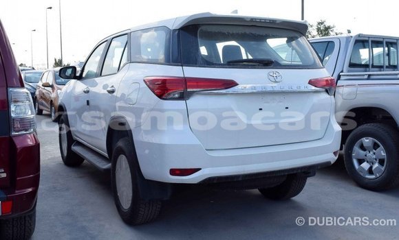 Buy Import Toyota Fortuner White Car in Import - Dubai in A'ana Buy Import Toyota Fortuner White Car in Import - Dubai in A'ana