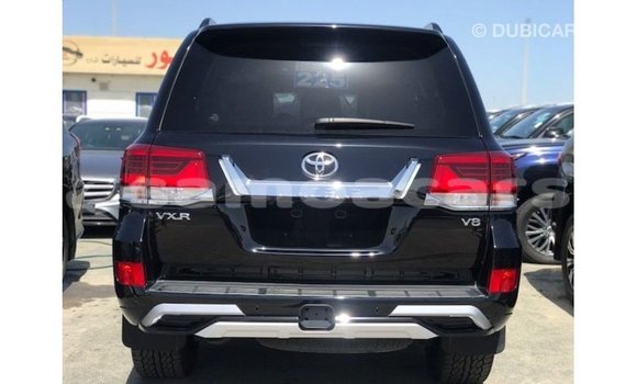 Buy Import Toyota Land Cruiser Black Car in Import - Dubai in A'ana Buy Import Toyota Land Cruiser Black Car in Import - Dubai in A'ana
