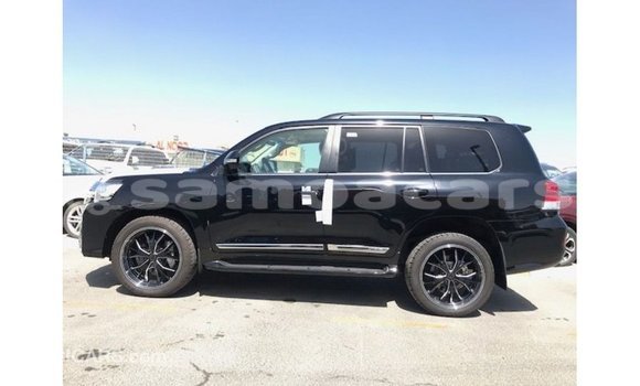 Buy Import Toyota Land Cruiser Black Car in Import - Dubai in A'ana Buy Import Toyota Land Cruiser Black Car in Import - Dubai in A'ana