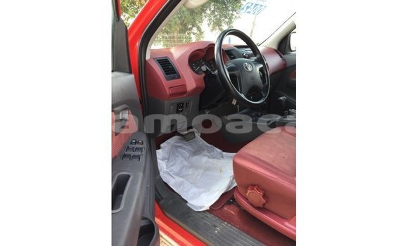 Buy Import Toyota Hilux Red Car in Import - Dubai in A'ana Buy Import Toyota Hilux Red Car in Import - Dubai in A'ana