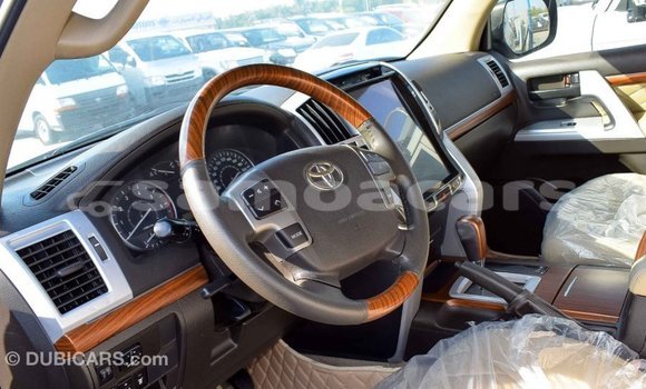 Buy Import Toyota Land Cruiser Other Car in Import - Dubai in A'ana Buy Import Toyota Land Cruiser Other Car in Import - Dubai in A'ana