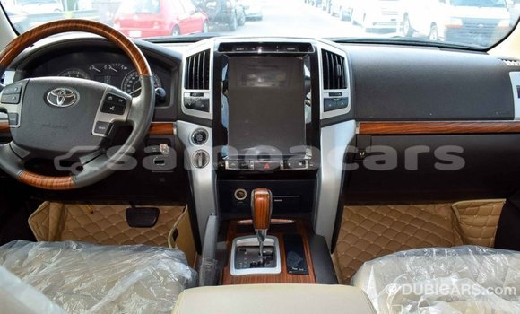 Buy Import Toyota Land Cruiser Other Car in Import - Dubai in A'ana Buy Import Toyota Land Cruiser Other Car in Import - Dubai in A'ana