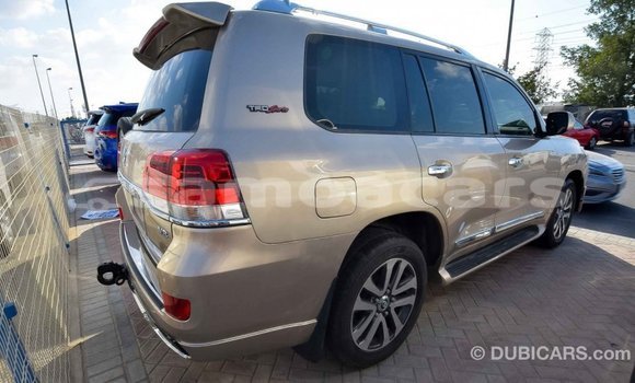 Buy Import Toyota Land Cruiser Other Car in Import - Dubai in A'ana Buy Import Toyota Land Cruiser Other Car in Import - Dubai in A'ana