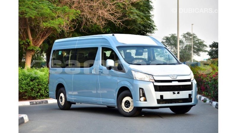 Big with watermark toyota hiace a ana import dubai 4452