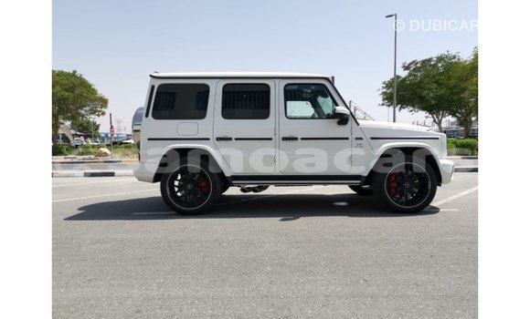 Acheter Import Voiture Mercedes-Benz 190 Blanc à Import - Dubai, A'ana Acheter Import Voiture Mercedes-Benz 190 Blanc à Import - Dubai, A'ana