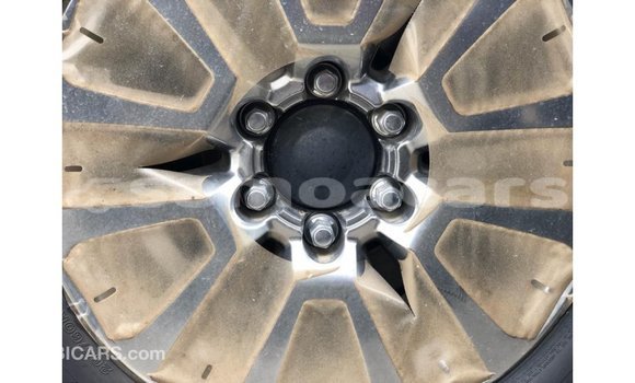 Acheter Import Voiture Toyota Prado Bleu à Import - Dubai, A'ana Acheter Import Voiture Toyota Prado Bleu à Import - Dubai, A'ana