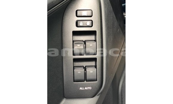 Acheter Import Voiture Toyota Prado Bleu à Import - Dubai, A'ana Acheter Import Voiture Toyota Prado Bleu à Import - Dubai, A'ana
