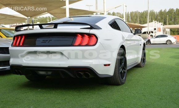 Buy Import Ford Mustang White Car in Import - Dubai in A'ana Buy Import Ford Mustang White Car in Import - Dubai in A'ana