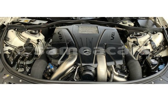 Acheter Import Voiture Mercedes-Benz 190 Blanc à Import - Dubai, A'ana Acheter Import Voiture Mercedes-Benz 190 Blanc à Import - Dubai, A'ana