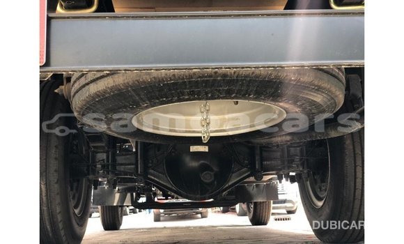 Acheter Import Voiture Mitsubishi Carisma Blanc à Import - Dubai, A'ana Acheter Import Voiture Mitsubishi Carisma Blanc à Import - Dubai, A'ana