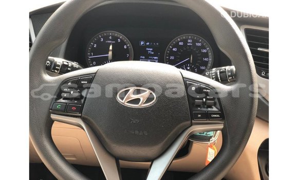 Buy Import Hyundai Tucson Red Car in Import - Dubai in A'ana Buy Import Hyundai Tucson Red Car in Import - Dubai in A'ana