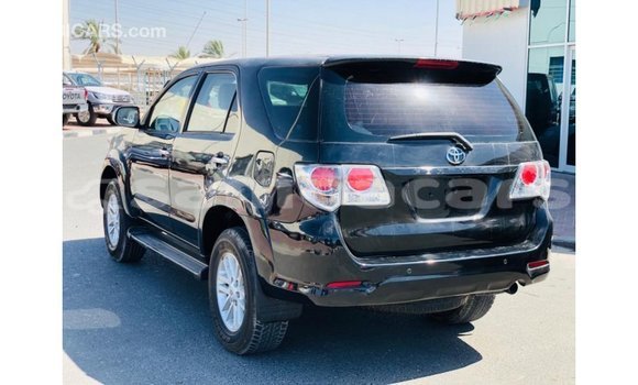 Buy Import Toyota Fortuner Black Car in Import - Dubai in A'ana Buy Import Toyota Fortuner Black Car in Import - Dubai in A'ana