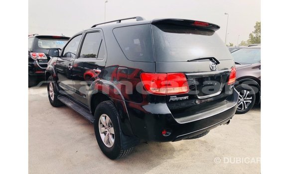 Acheter Import Voiture Toyota Fortuner Noir à Import - Dubai, A'ana Acheter Import Voiture Toyota Fortuner Noir à Import - Dubai, A'ana