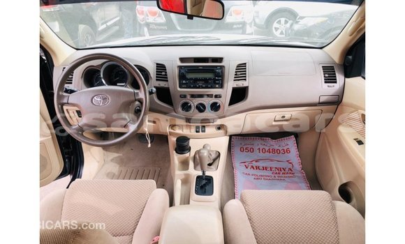 Acheter Import Voiture Toyota Fortuner Noir à Import - Dubai, A'ana Acheter Import Voiture Toyota Fortuner Noir à Import - Dubai, A'ana