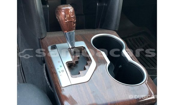 Acheter Import Voiture Toyota Camry Blanc à Import - Dubai, A'ana Acheter Import Voiture Toyota Camry Blanc à Import - Dubai, A'ana