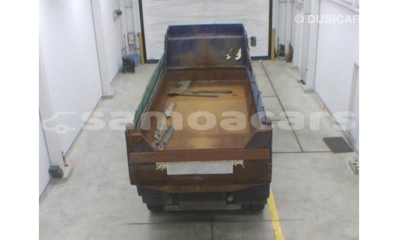 Acheter Import Voiture Nissan 350Z Bleu à Import - Dubai, A'ana Acheter Import Voiture Nissan 350Z Bleu à Import - Dubai, A'ana