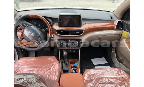 Buy Import Hyundai Tucson White Car in Import - Dubai in A'ana Buy Import Hyundai Tucson White Car in Import - Dubai in A'ana