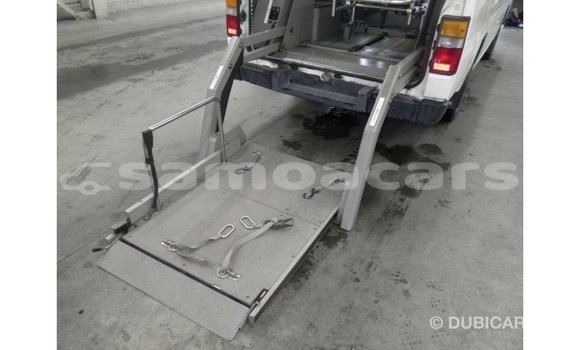 Acheter Import Voiture Nissan Caravan Blanc à Import - Dubai, A'ana Acheter Import Voiture Nissan Caravan Blanc à Import - Dubai, A'ana