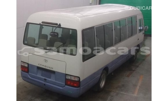 Acheter Import Voiture Toyota Coaster Blanc à Import - Dubai, A'ana Acheter Import Voiture Toyota Coaster Blanc à Import - Dubai, A'ana