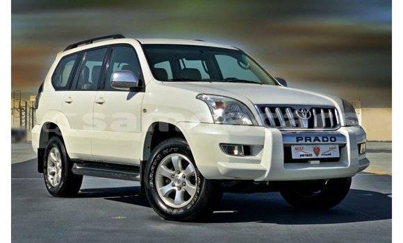 Acheter Import Voiture Toyota Prado Blanc à Import - Dubai, A'ana